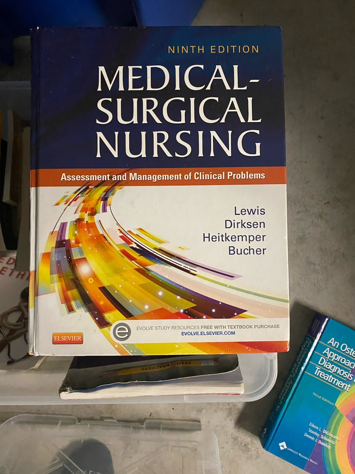 Elsevier Medical-Surgical Nursing 9th Ed Lewis Dirksen Heitkemper Bucher