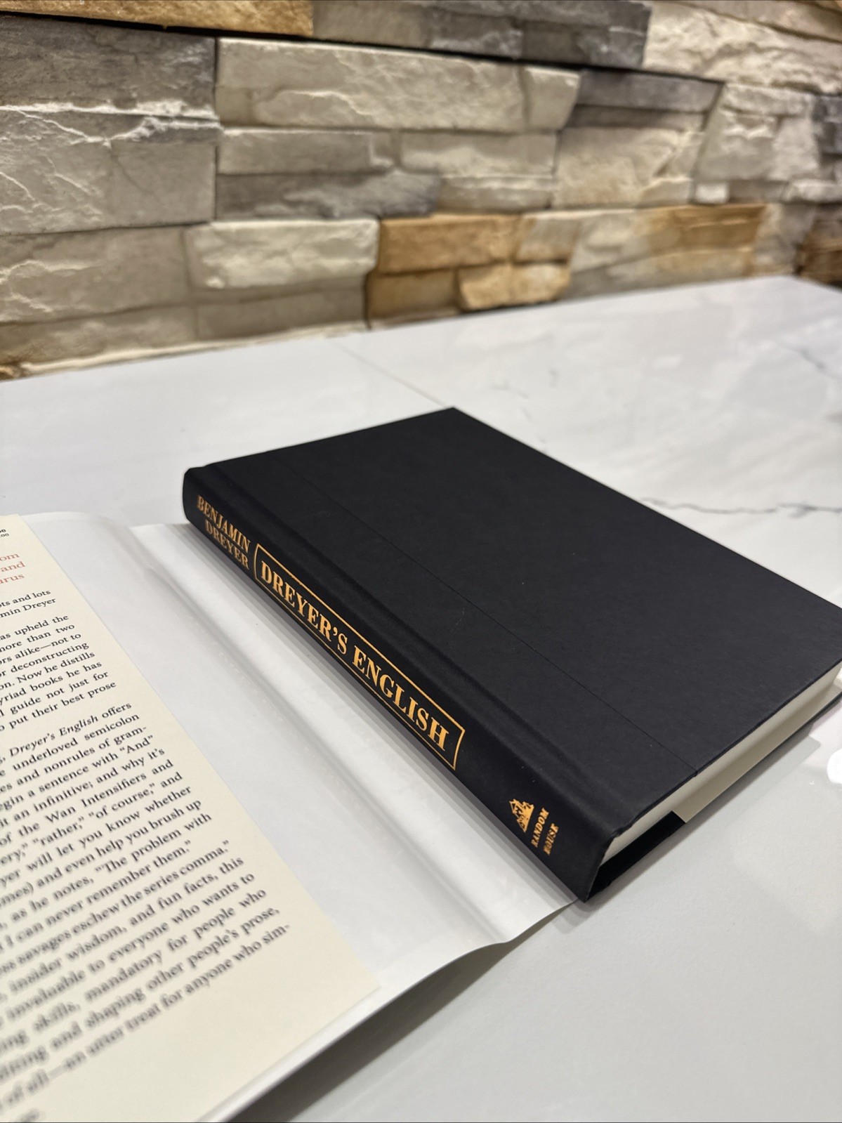 DREYER’S ENGLISH / BENJAMIN DREYER / 1ST EDITION 4TH PRINT HCDJ / STYLE GUIDE