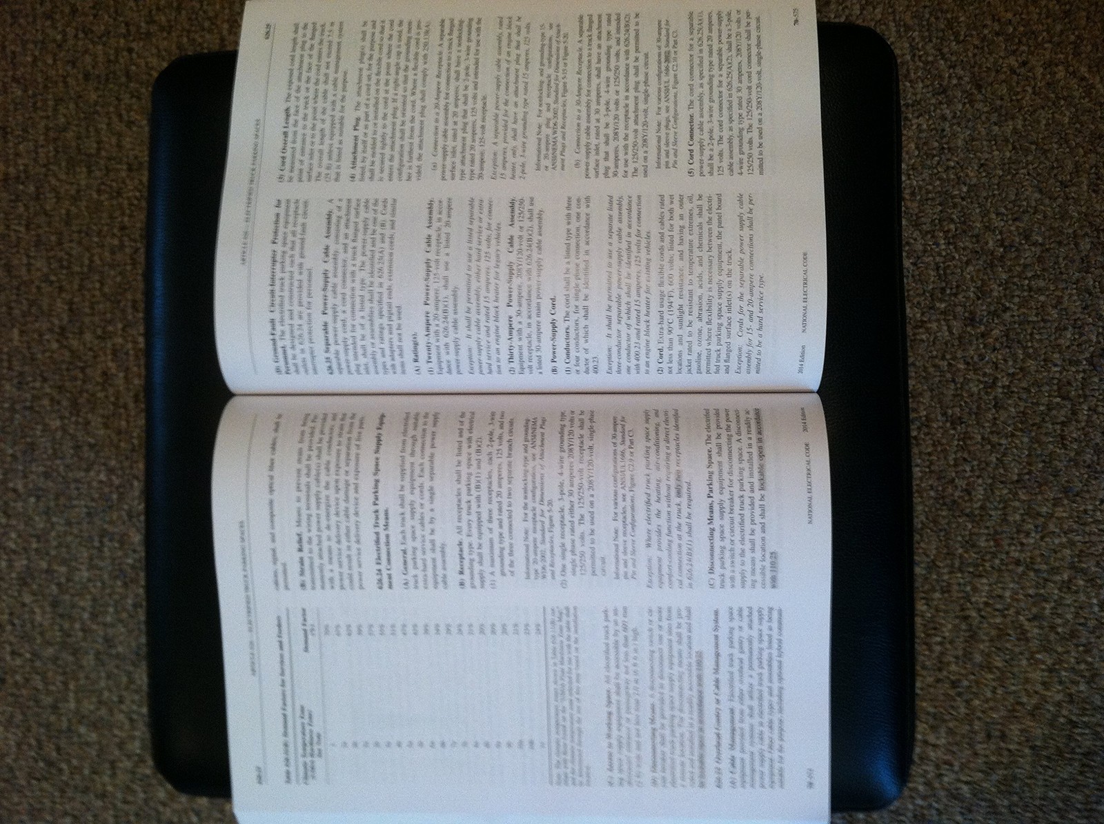 NFPA 70 National Electrical Code NEC 2014 Edition Handbook Textbook Reference