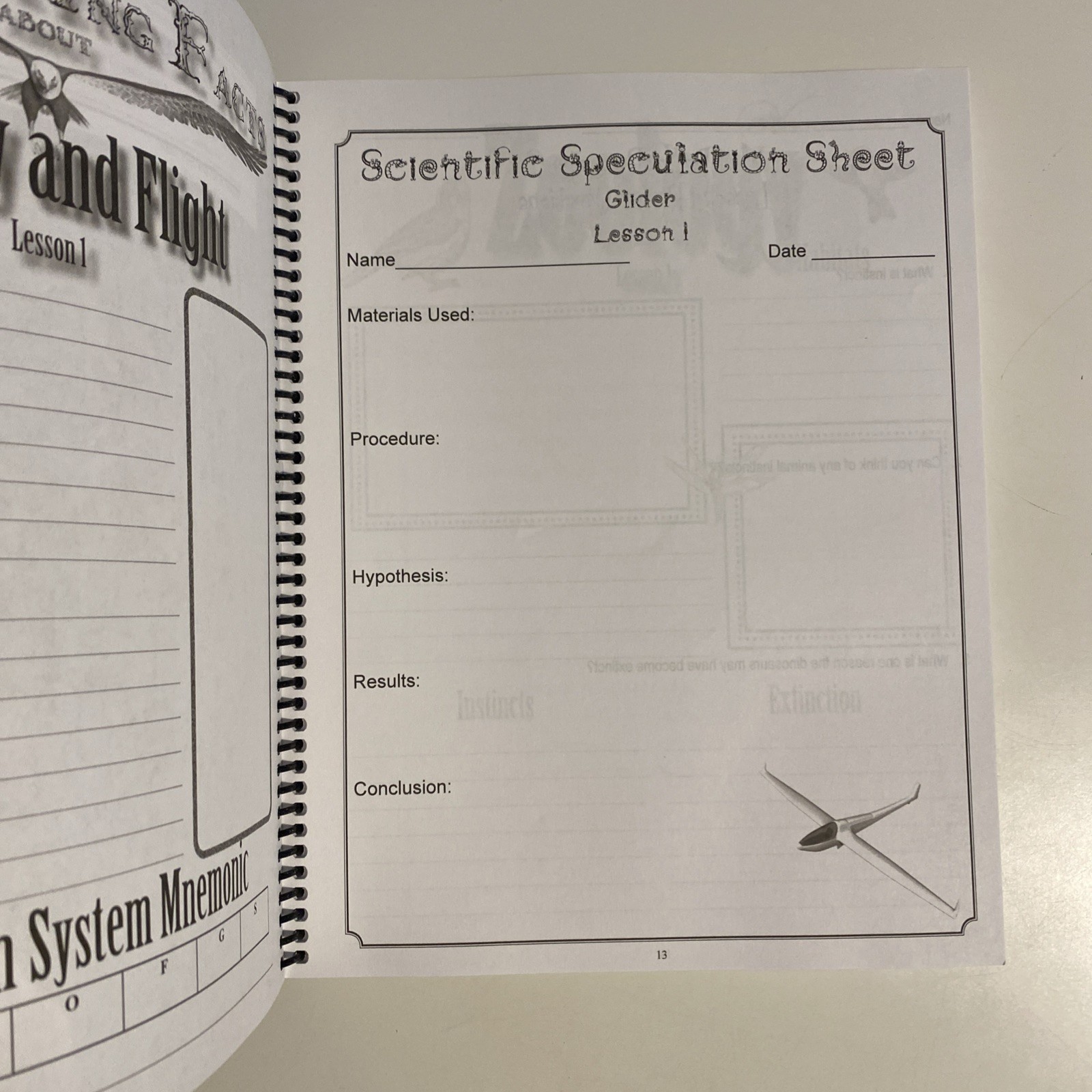 Apologia Zoology 1: Flying Creatures of the Fifth Day Notebooking Journal