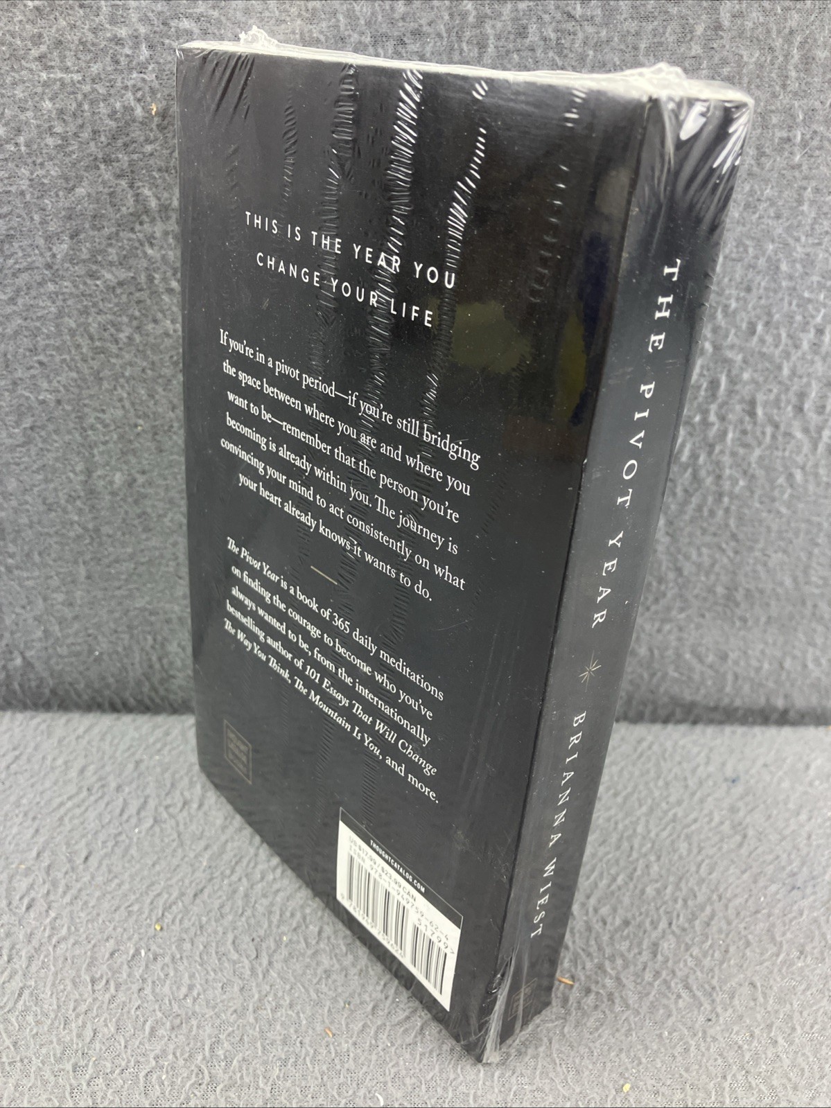 The Pivot Year By Brianna Wiest Paperback 2023 Brand New Sealed